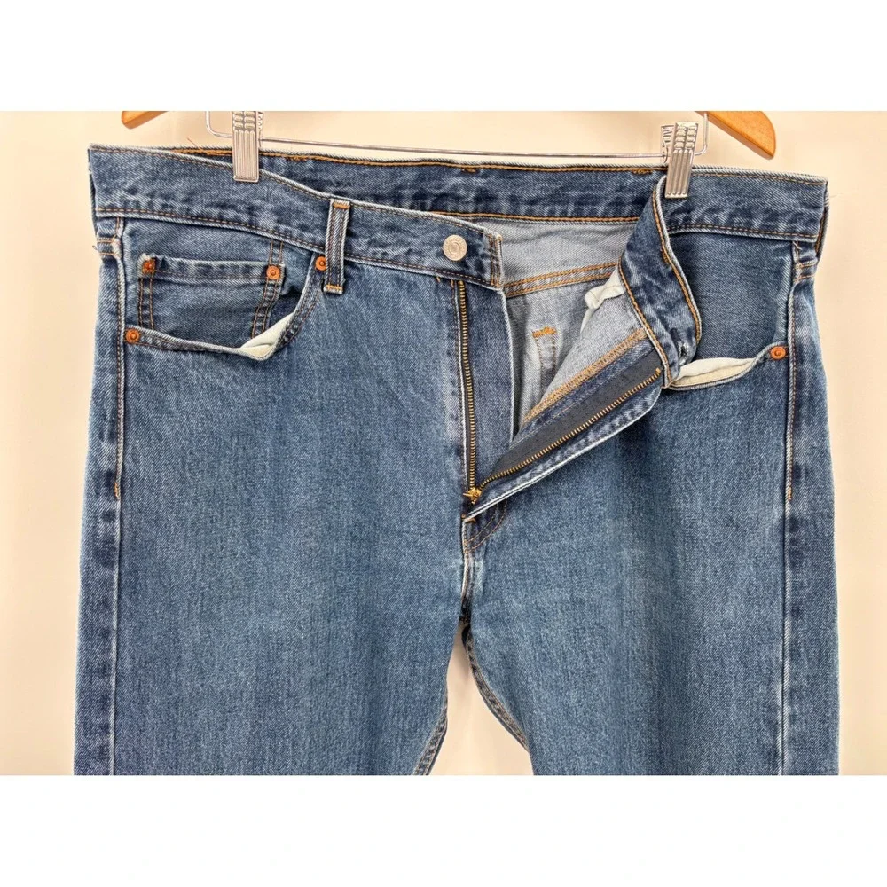 Levis 505 Mens 38x32 Jeans Loose Fit Light Distress Indigo Blue Grunge /Skate